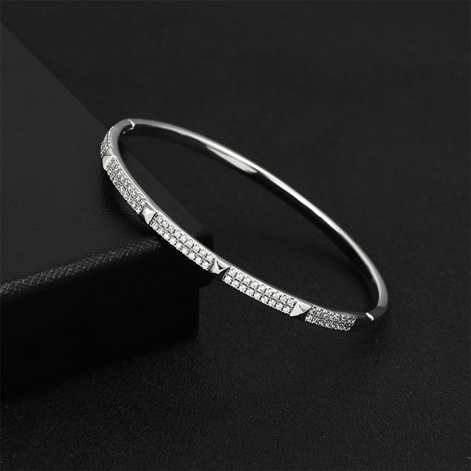 Zircon Round Bracelet