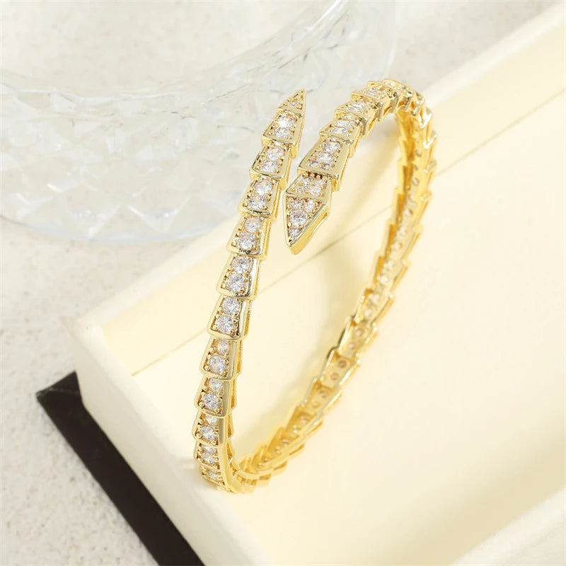 Knot Zircon Bracelet